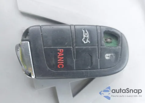 2015 Chrysler 200 Limited из США, поврежденный, VIN 1C3CCCAB9FN574375